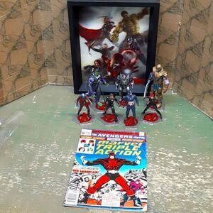 Marvel Avengers Disney Assorted Action Figurines Superheroes pvc, comic